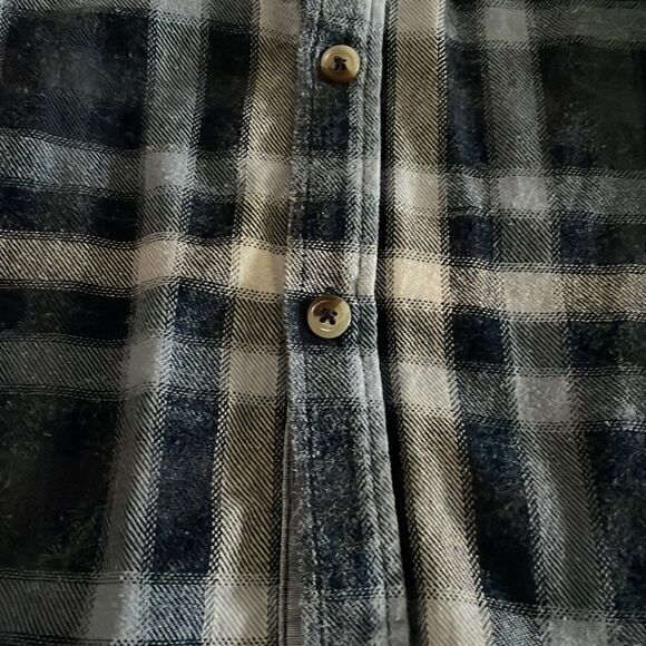 74AMK Boys Blue & White Plaid Button Down Shirt Size Medium - Picture 5 of 7